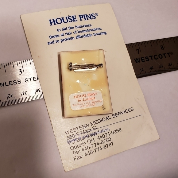 House Pin By Lucinda New With Butterflies, Cat and Wagon Red & Black - Picture 5 of 7